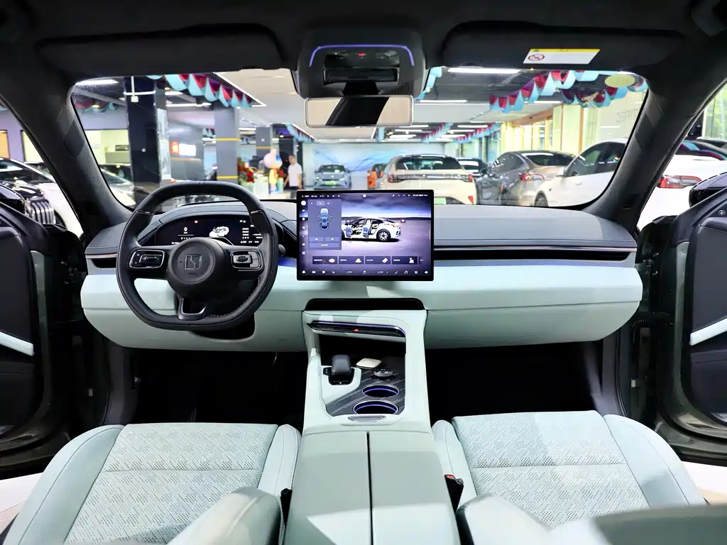 ZEEKR EXTREME KRYPTON 001