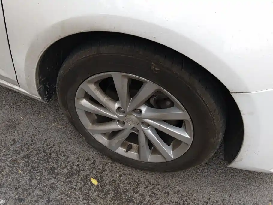 Buick Verano — миниатюра 6
