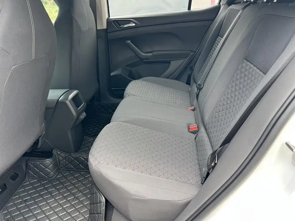 Volkswagen T-Cross — миниатюра 10