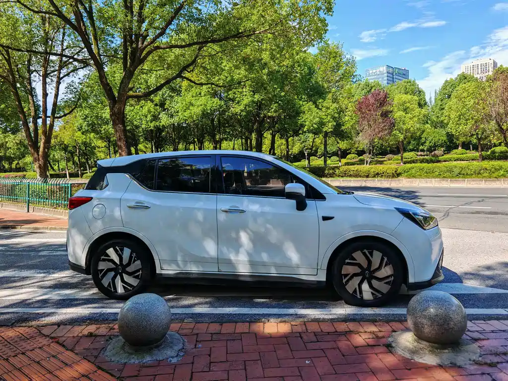 Aion Trumpchi GE3 — миниатюра 4