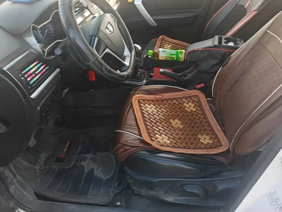 Geely Emgrand — миниатюра 9