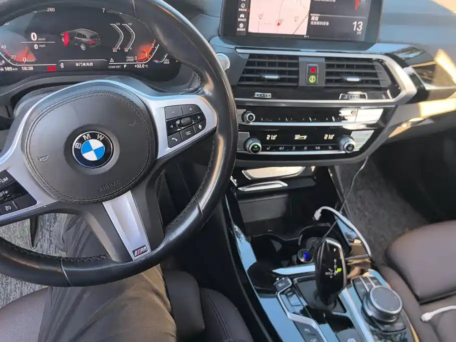 BMW X3 — миниатюра 12