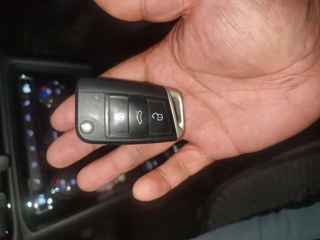 Volkswagen Tharu — миниатюра 10