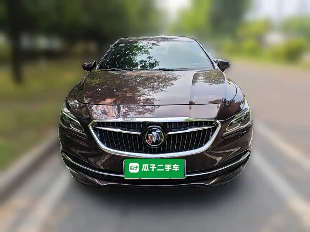 Buick LaCrosse — миниатюра 2