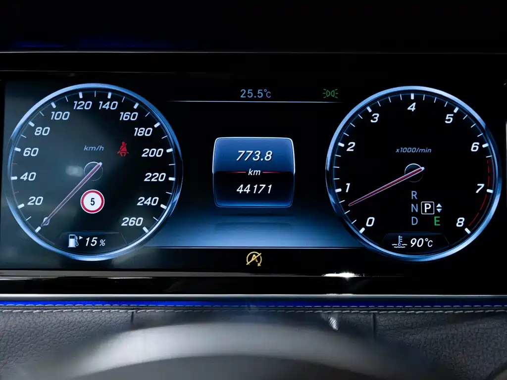 Mercedes-Benz S-Class — миниатюра 7