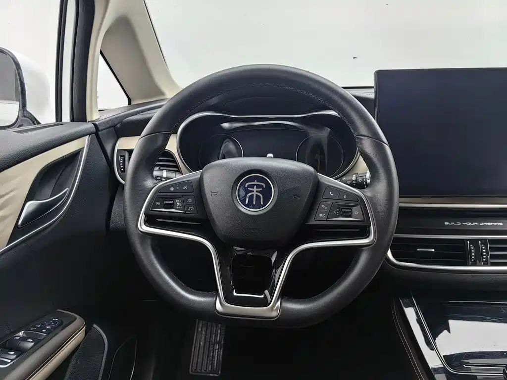 BYD MAX New Energy — миниатюра 11