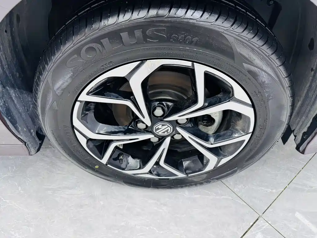 MG MG5 — миниатюра 16