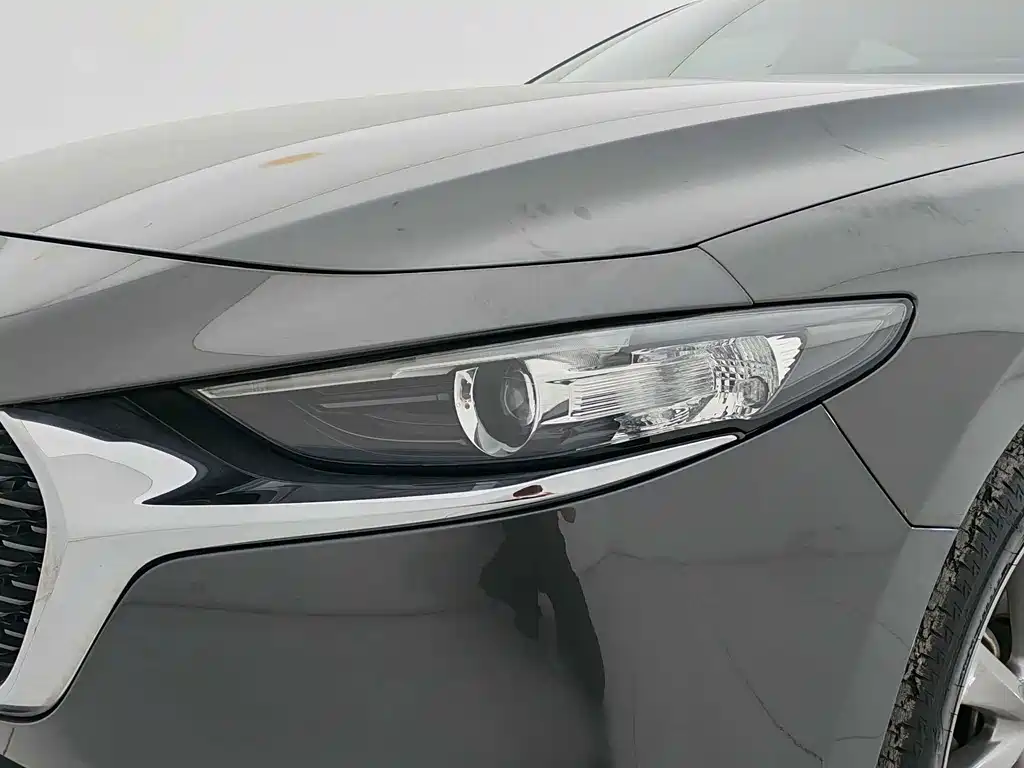 Mazda 3 Axela — миниатюра 14