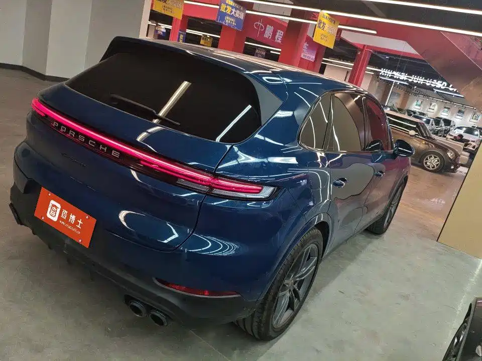 Porsche Cayenne — миниатюра 2