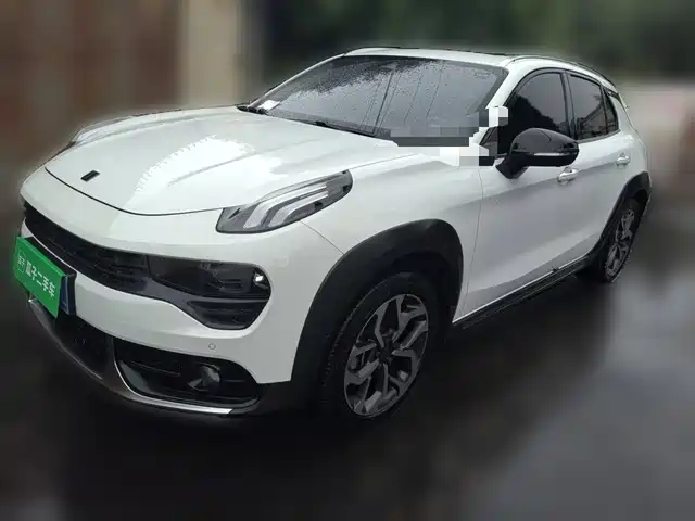 2020 Lynk & Co 02
