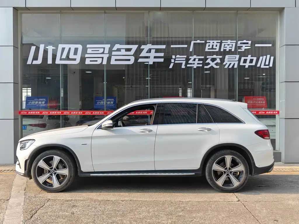 Mercedes-Benz GLC — миниатюра 2