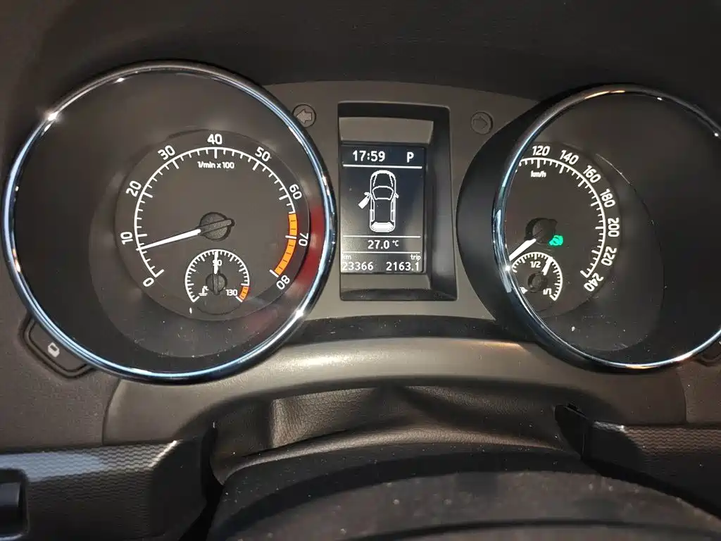 Skoda Yeti — миниатюра 9