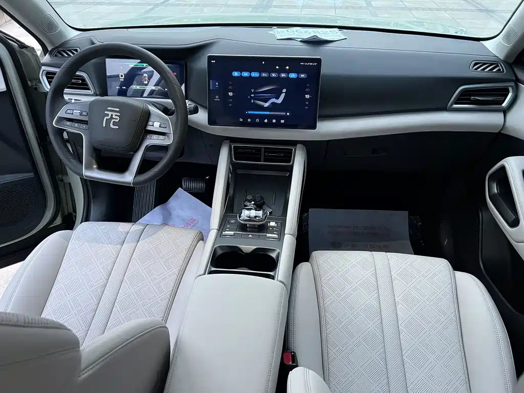 BYD Yuan UP — миниатюра 11