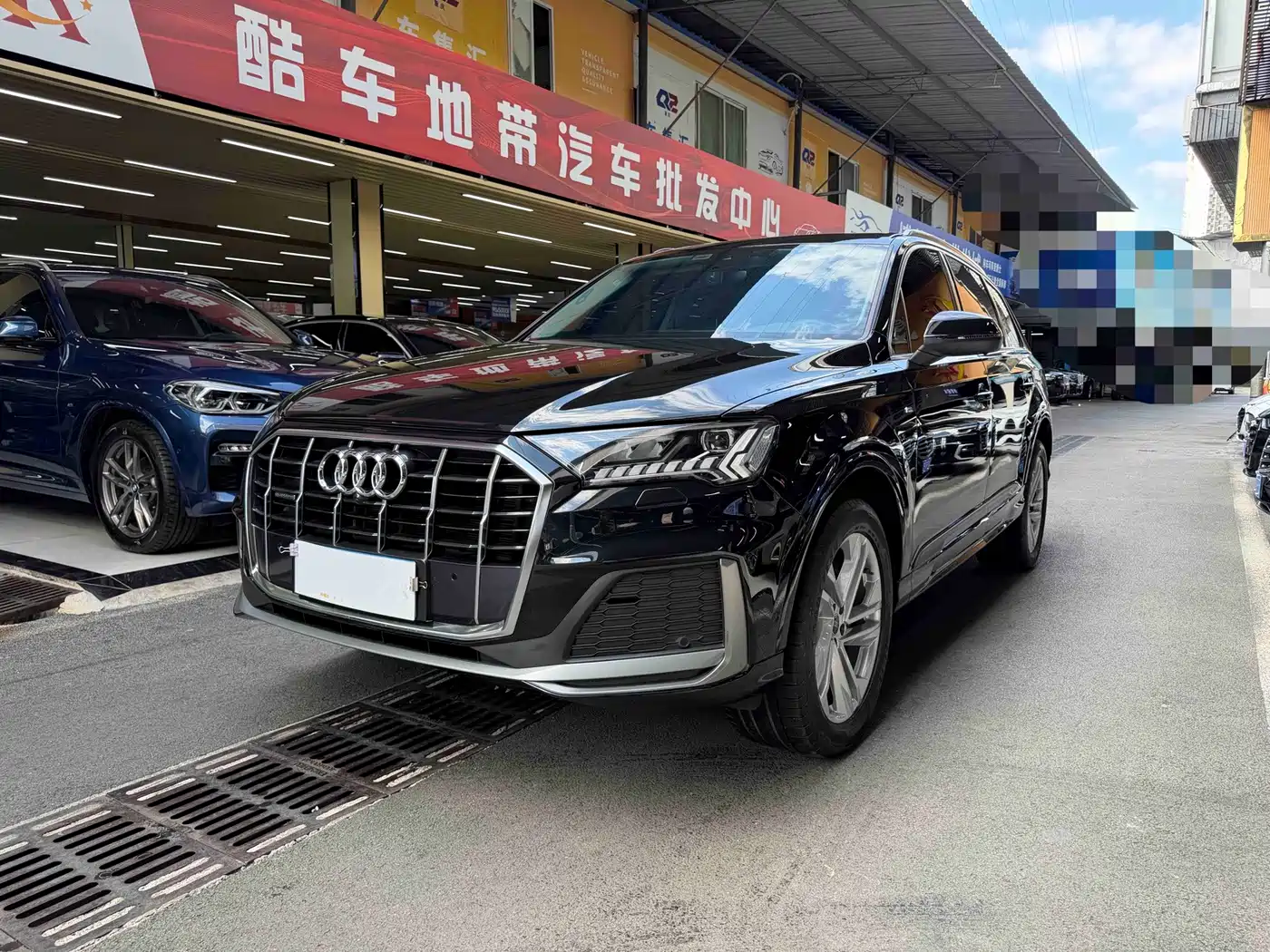奥迪Q7 2024款 45 TFSI quattro S line运动型 2024