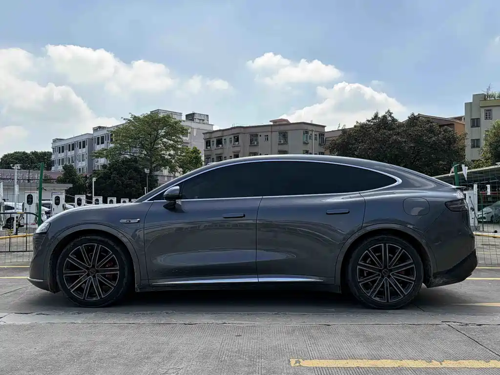 Luxeed R7 2024 736km UItra