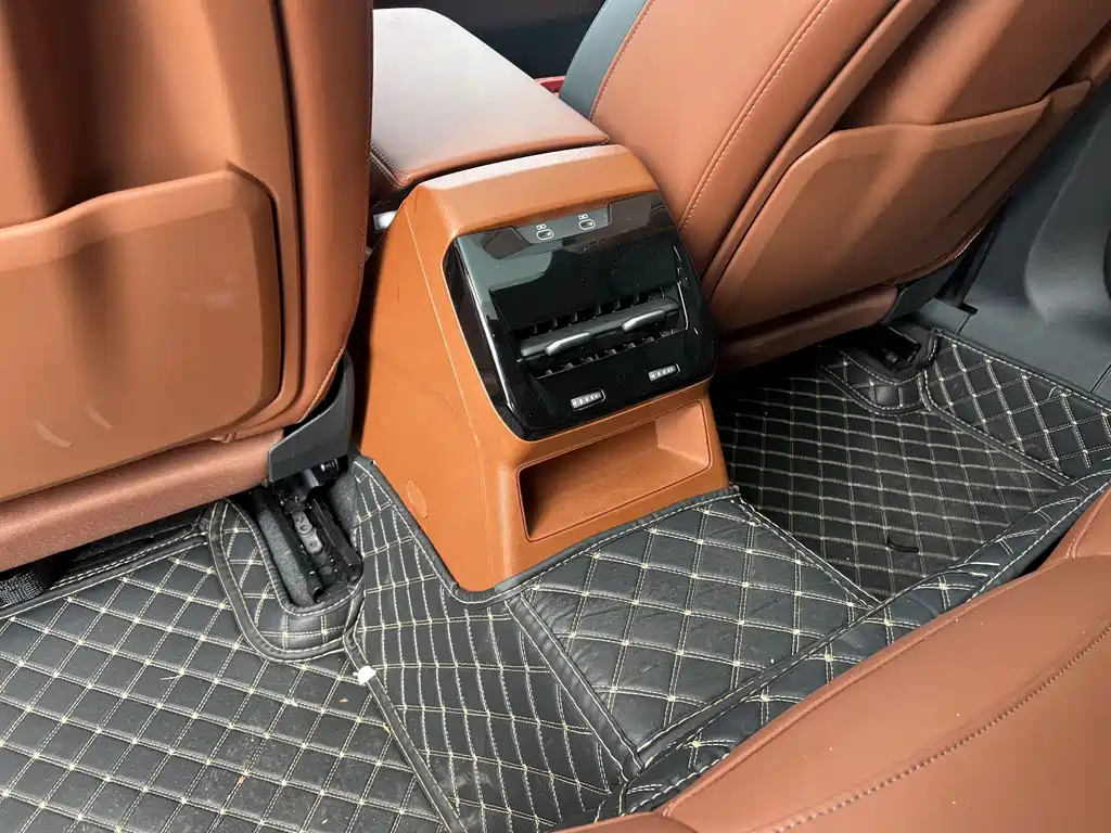 Audi A5L — миниатюра 11