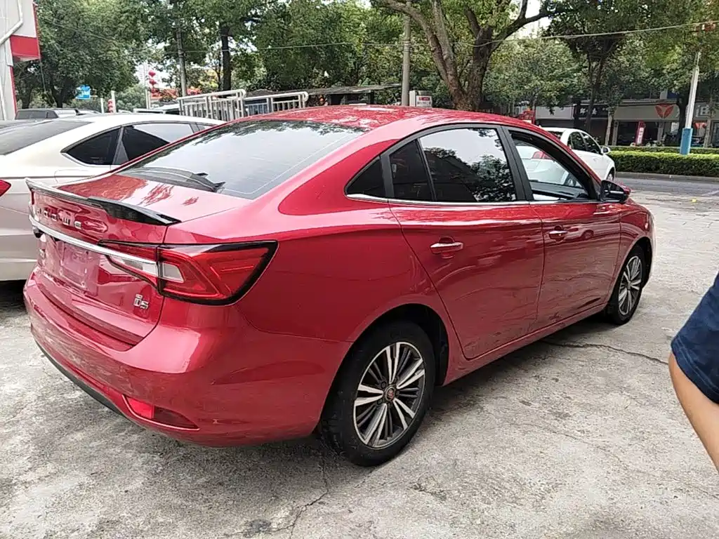 Roewe i5 — миниатюра 7