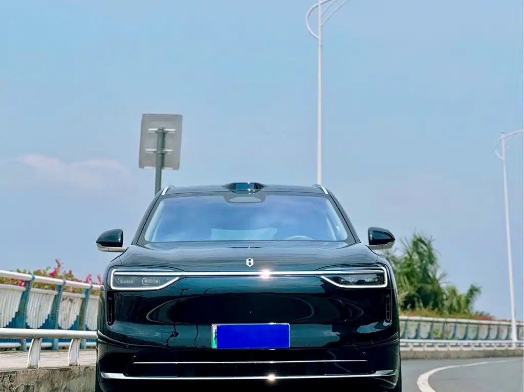 AITO AITO M7 — миниатюра 2