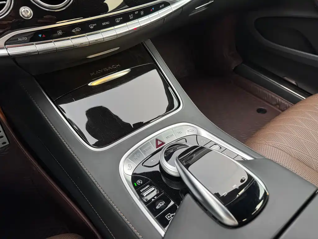 Mercedes-Benz S-Class — миниатюра 9