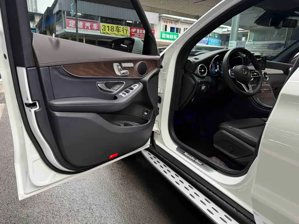 Mercedes-Benz GLC — миниатюра 10