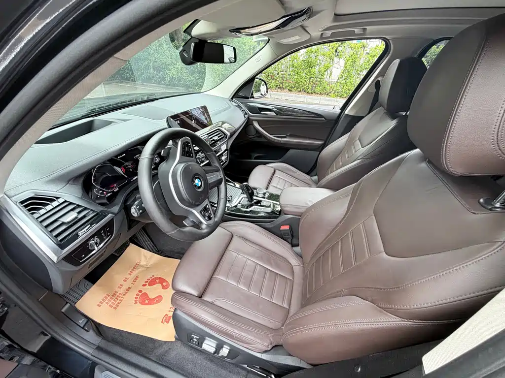 BMW X3 — миниатюра 11
