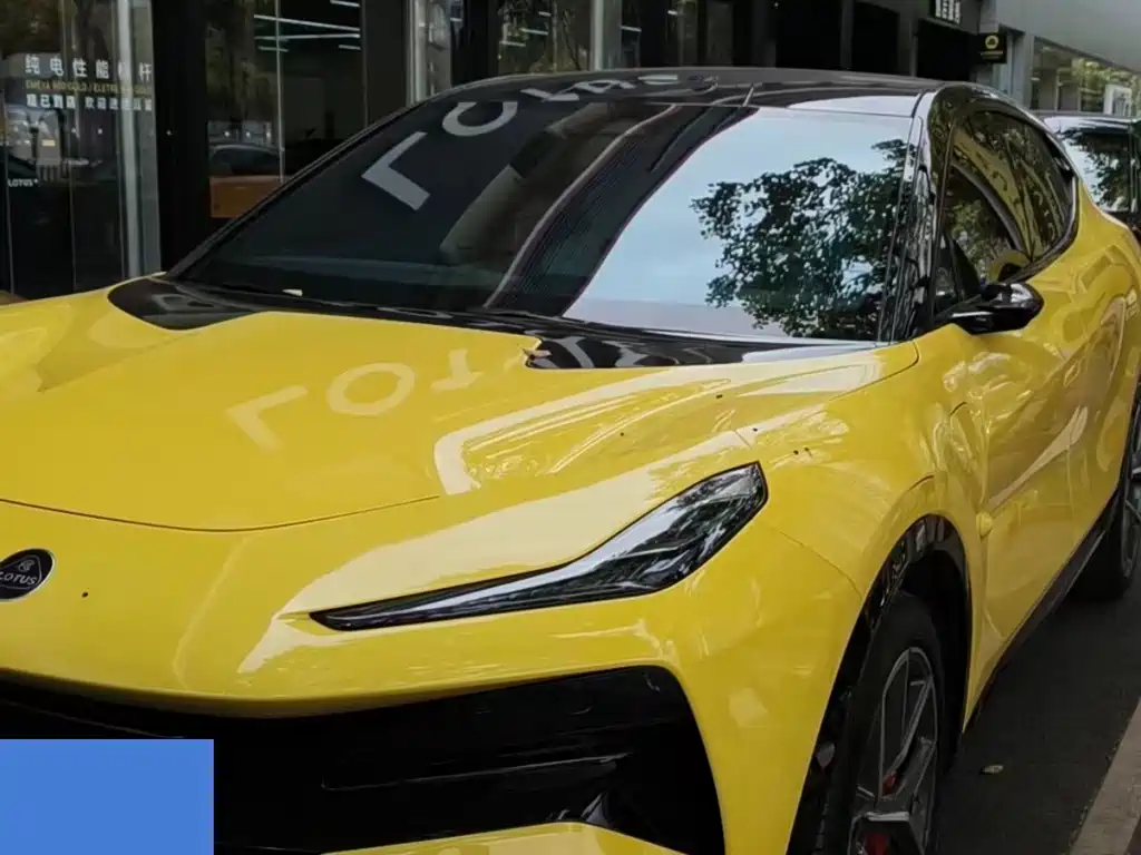 Lotus Eletre — миниатюра 2