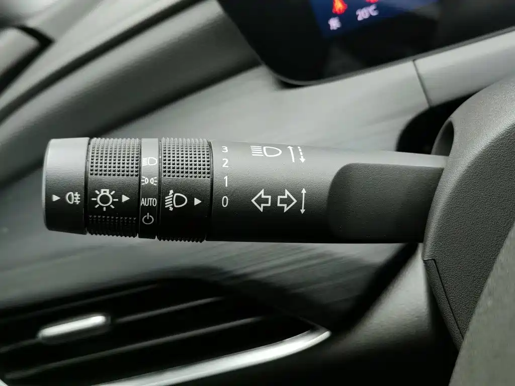 Buick Verano — миниатюра 21