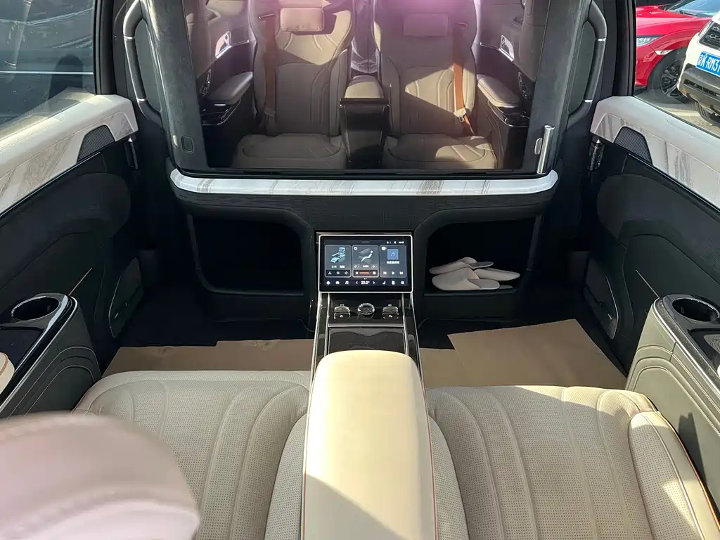 ZEEKR EXTREME KRYPTON 009