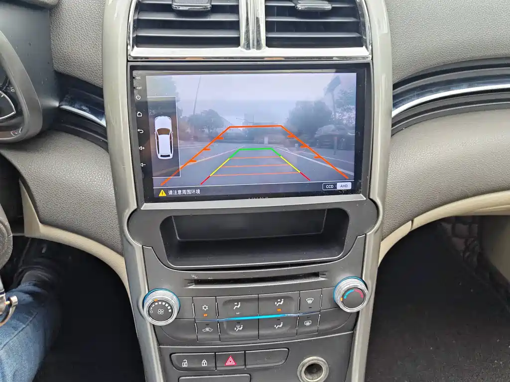 Chevrolet Malibu — миниатюра 18