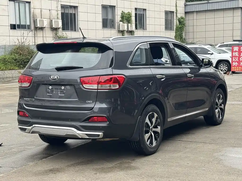 Kia Sorento — миниатюра 14