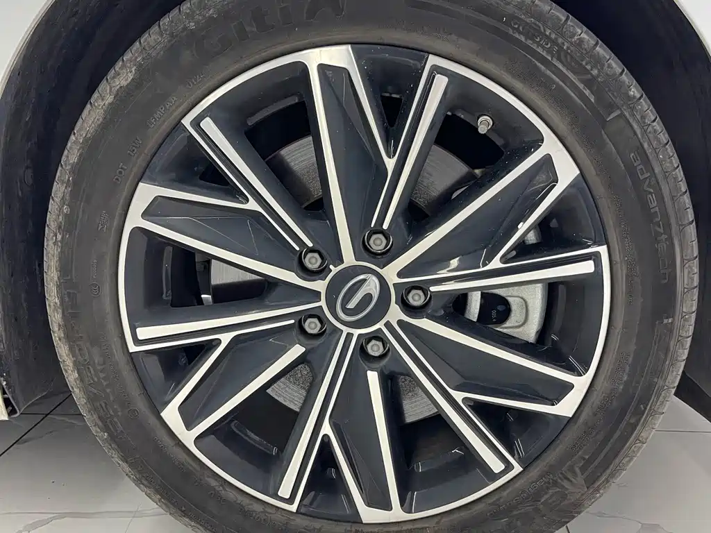 GAC Motor Trumpchi E8 PHEV — миниатюра 33