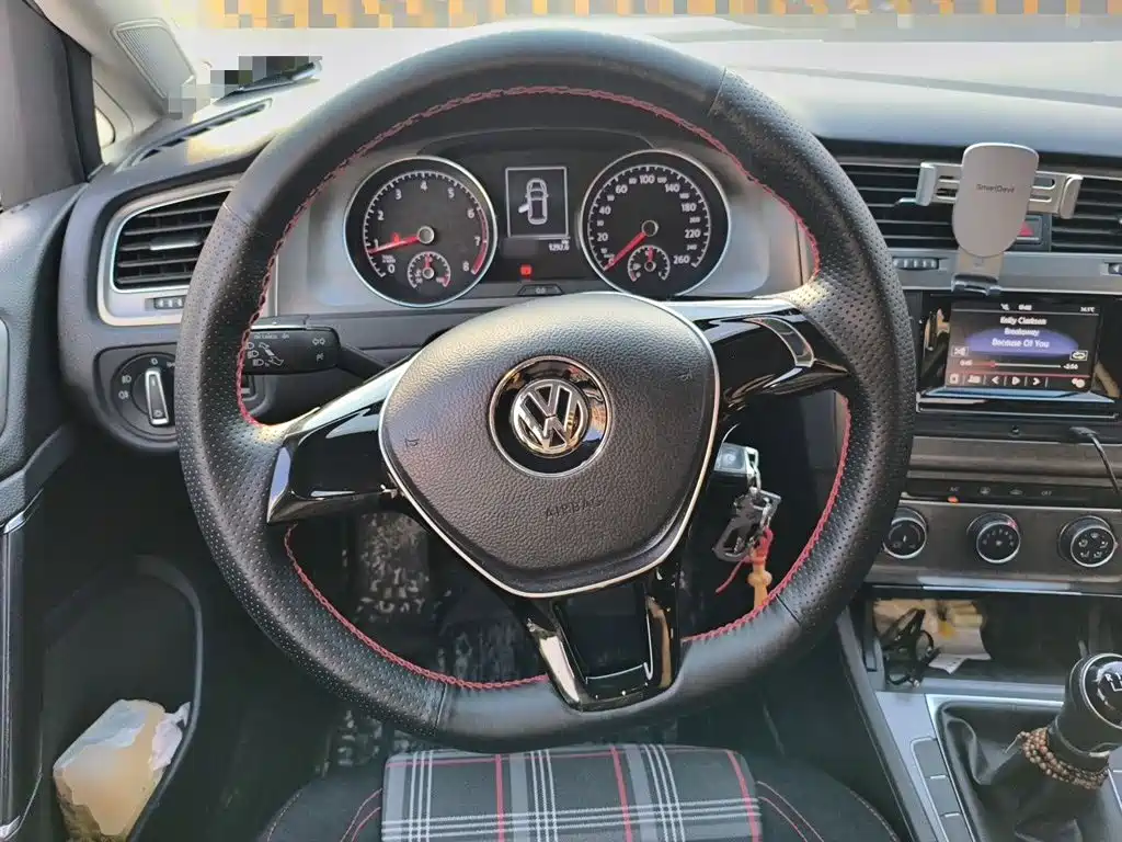 Volkswagen Golf — миниатюра 6