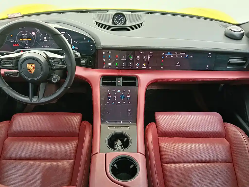 Porsche Taycan — миниатюра 8