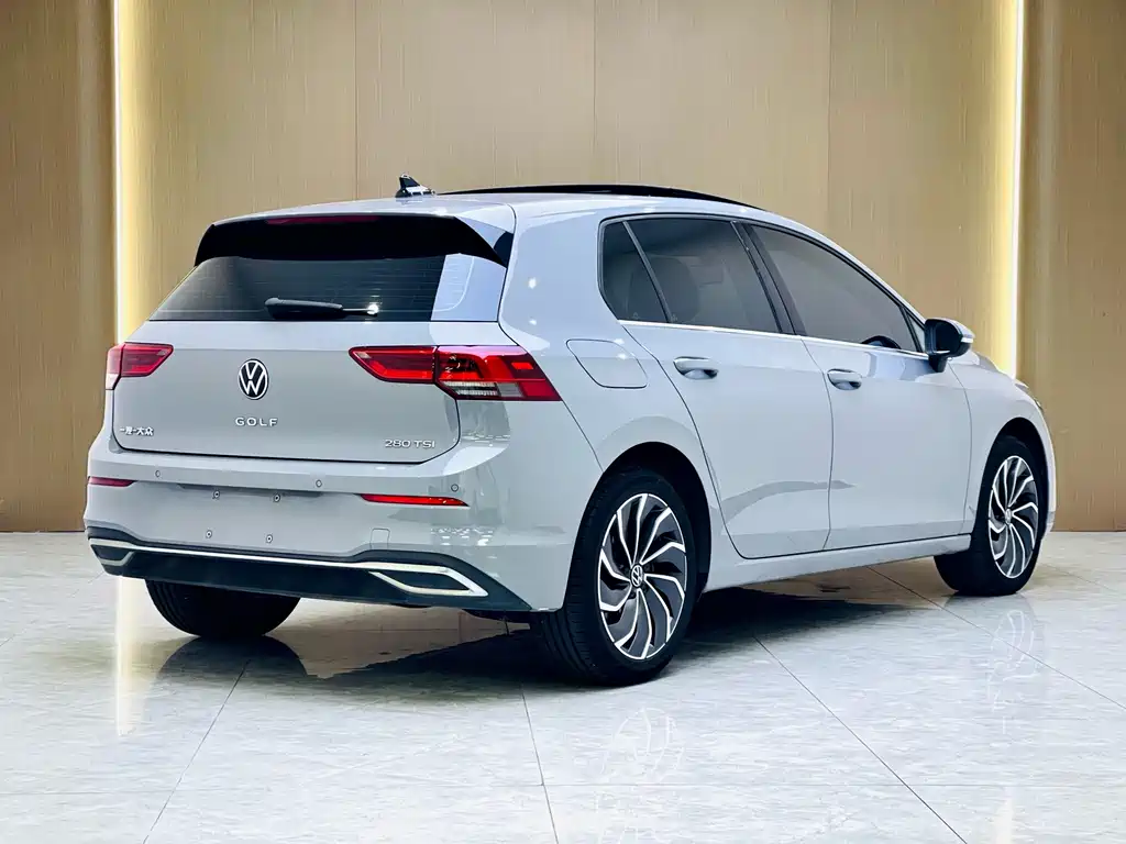 Volkswagen Golf — миниатюра 3