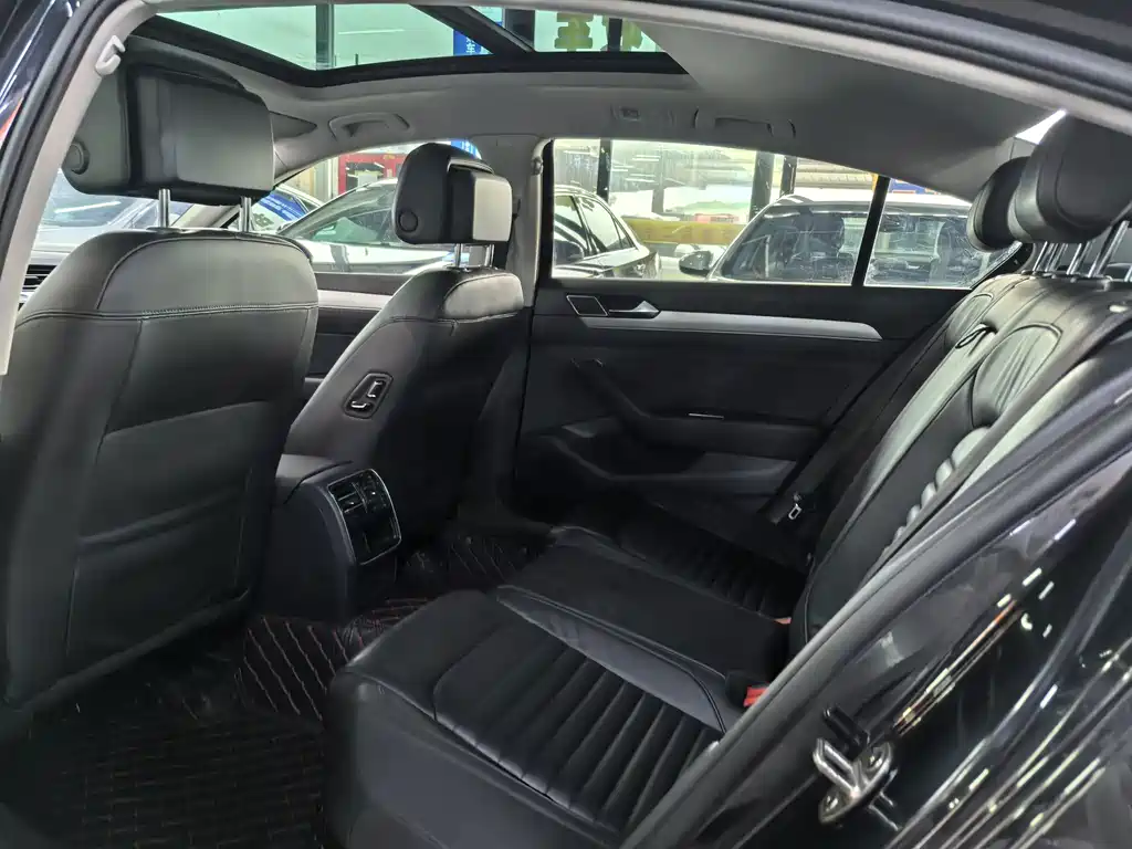 Volkswagen Magotan — миниатюра 8