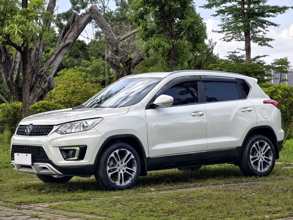BAIC Senova X35 — миниатюра 4