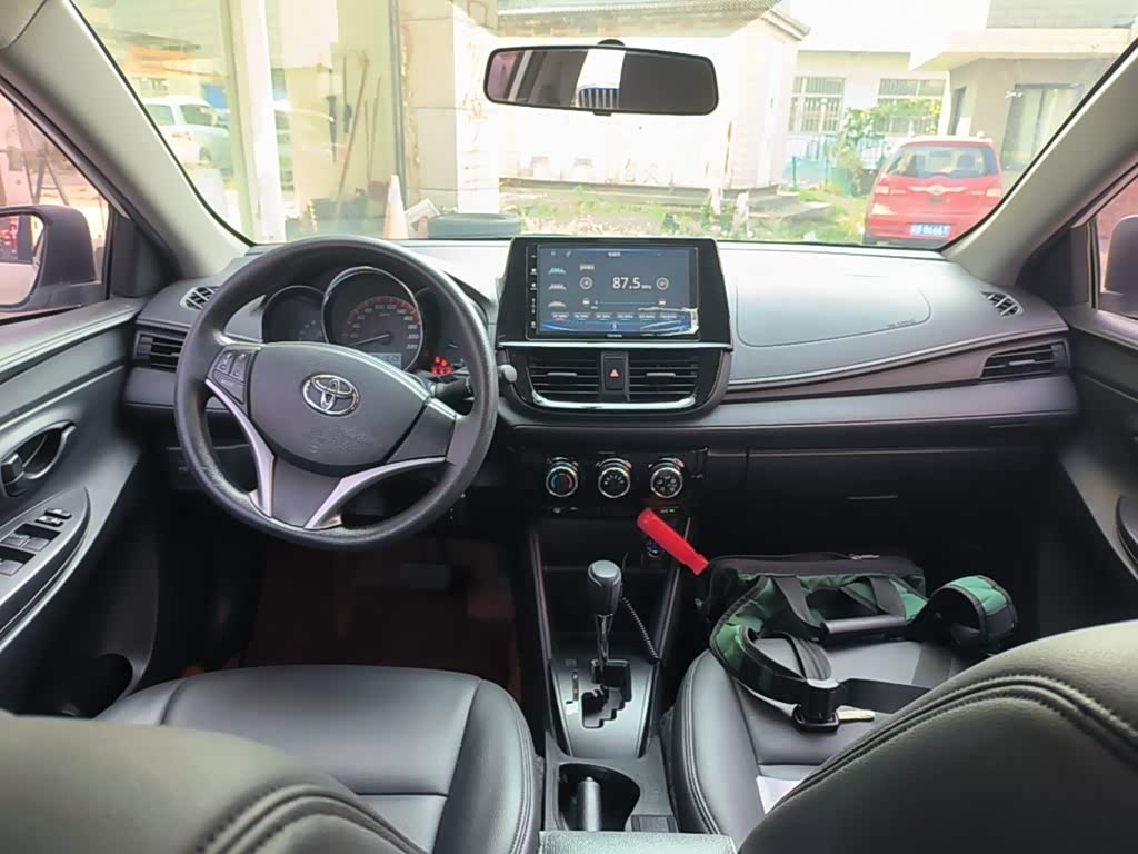 Toyota Vios FS 1.5 л 2021 г. Белый, пробег 20900 км