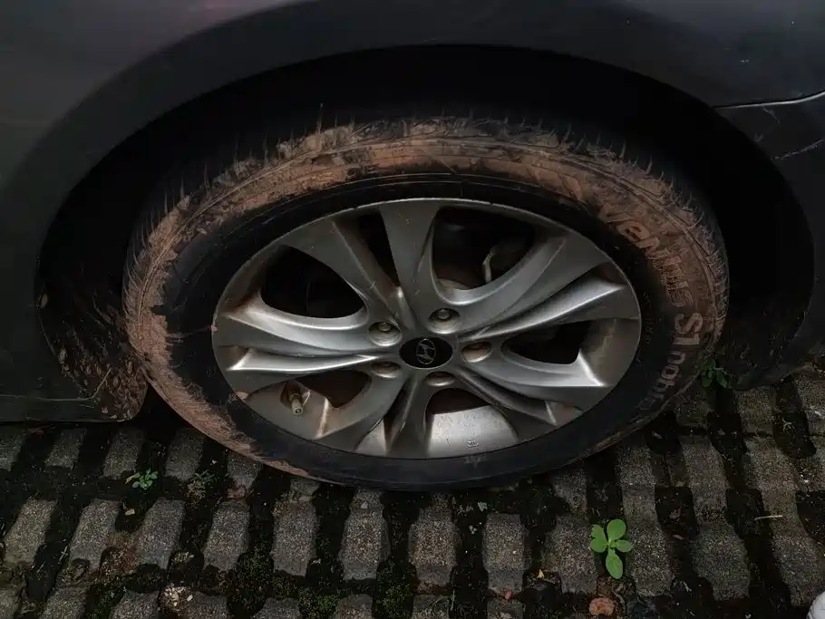 Hyundai Sonata — миниатюра 6