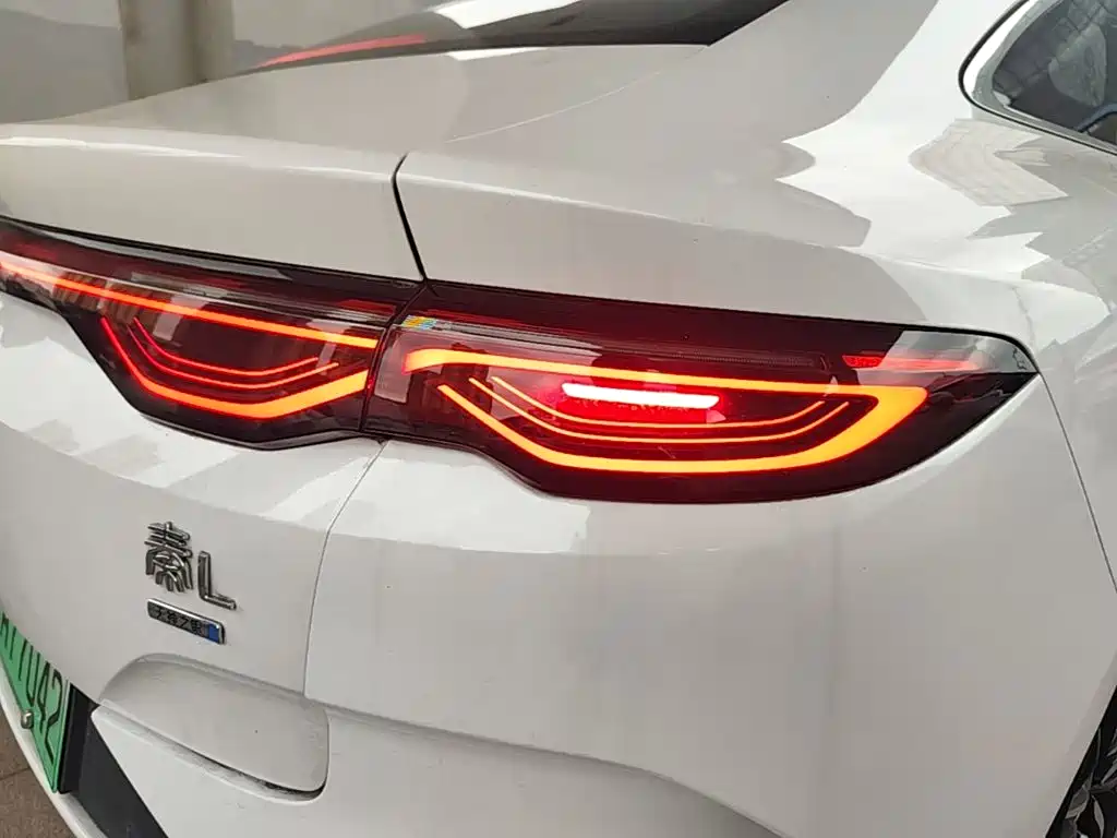 BYD Qin L — миниатюра 8