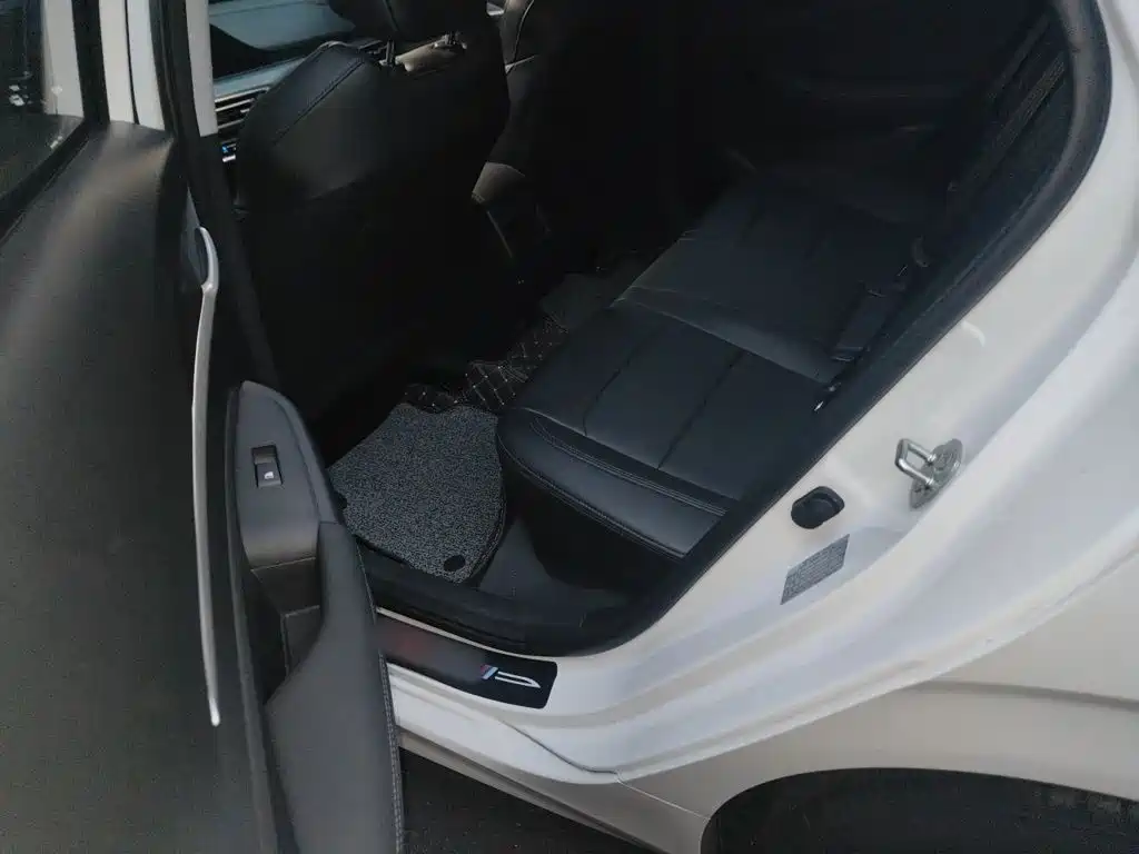 Changan Eado — миниатюра 18