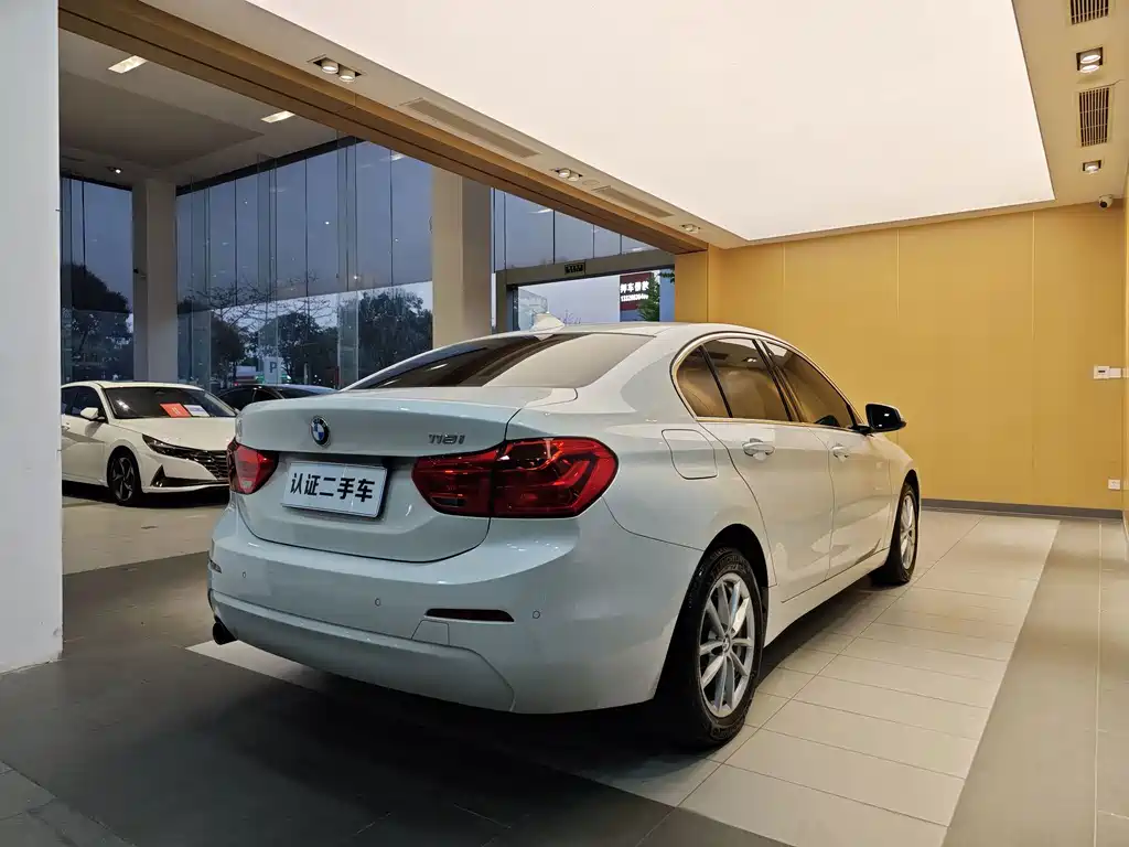 BMW 1 Series — миниатюра 29