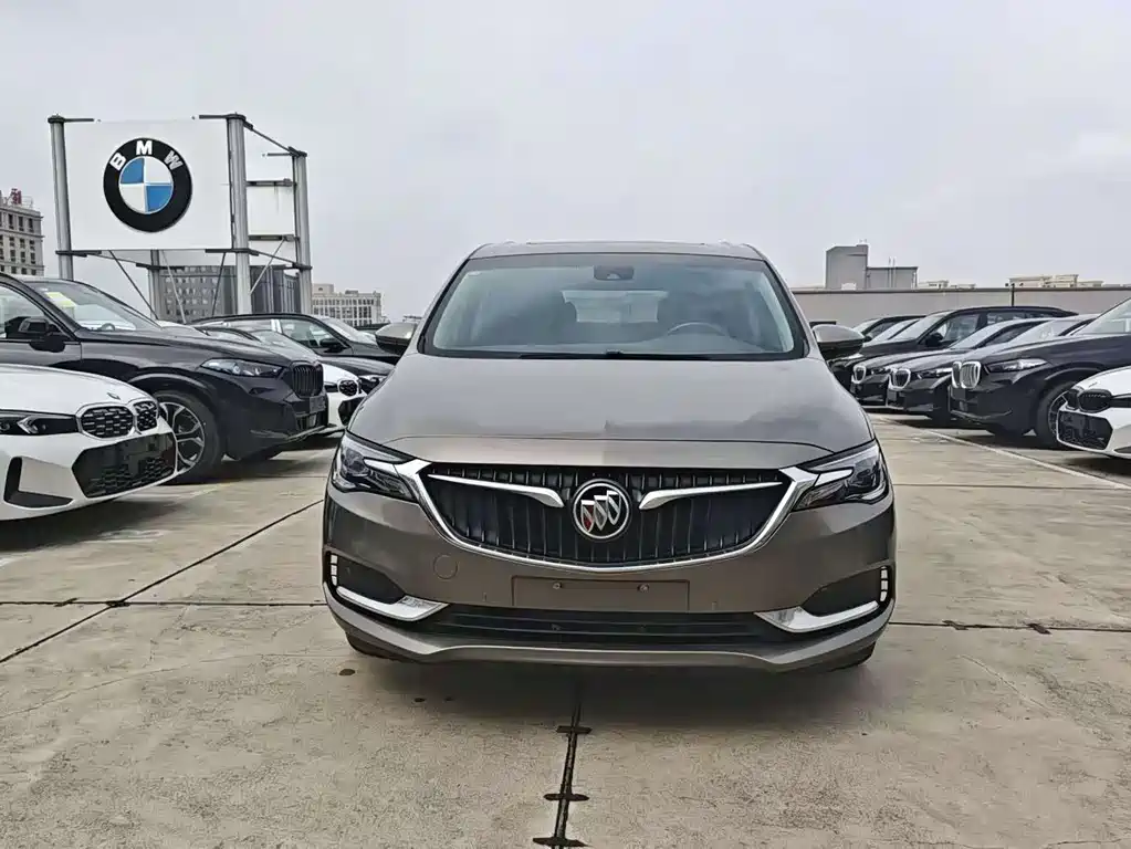 Buick GL6 2018 18T 6 мест Luxury