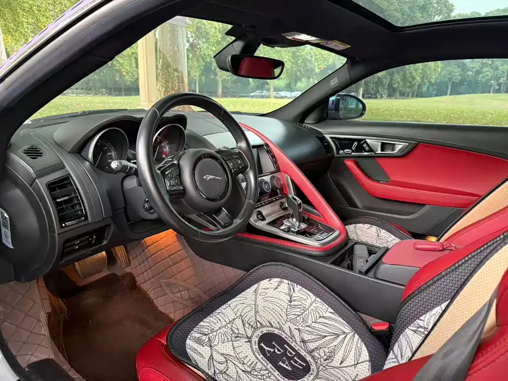 Jaguar F-TYPE — миниатюра 6