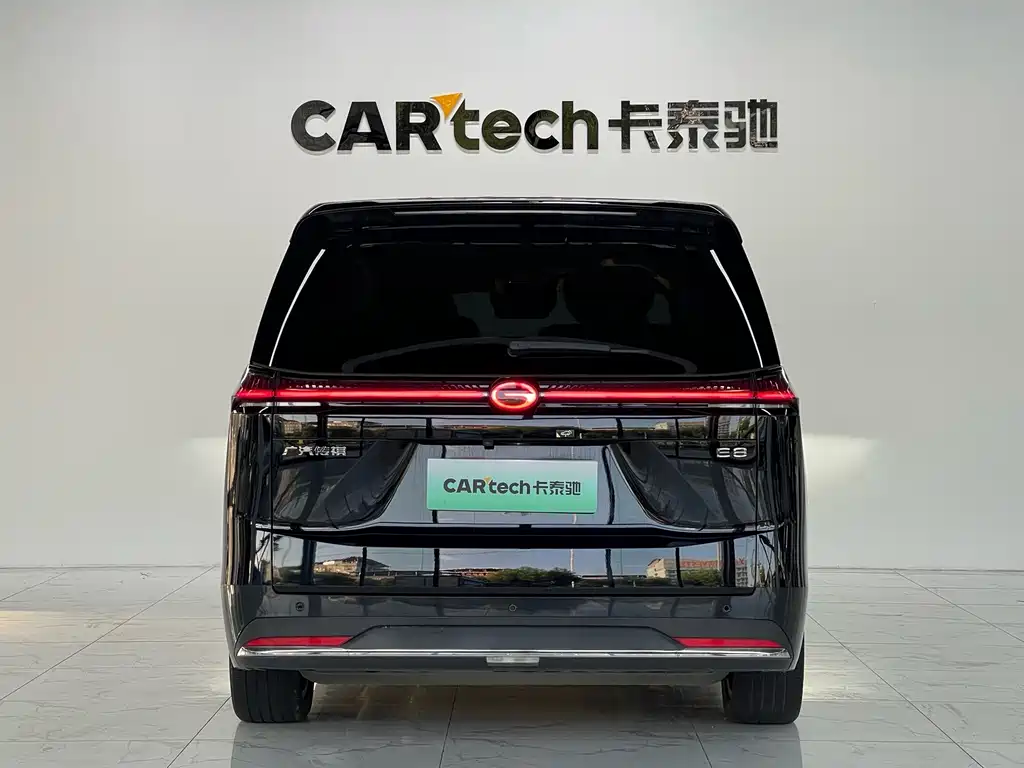 GAC Motor Trumpchi E8 PHEV — миниатюра 4