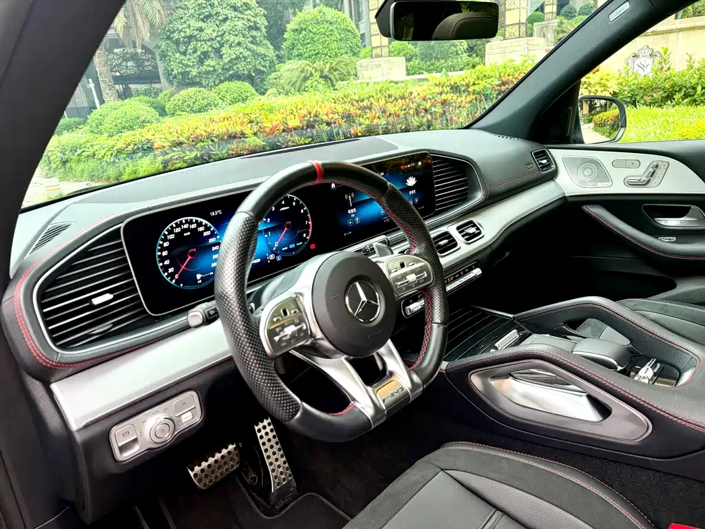 MERCEDES-BENZ GLE AMG
