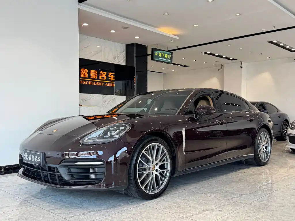 Porsche Panamera 2024