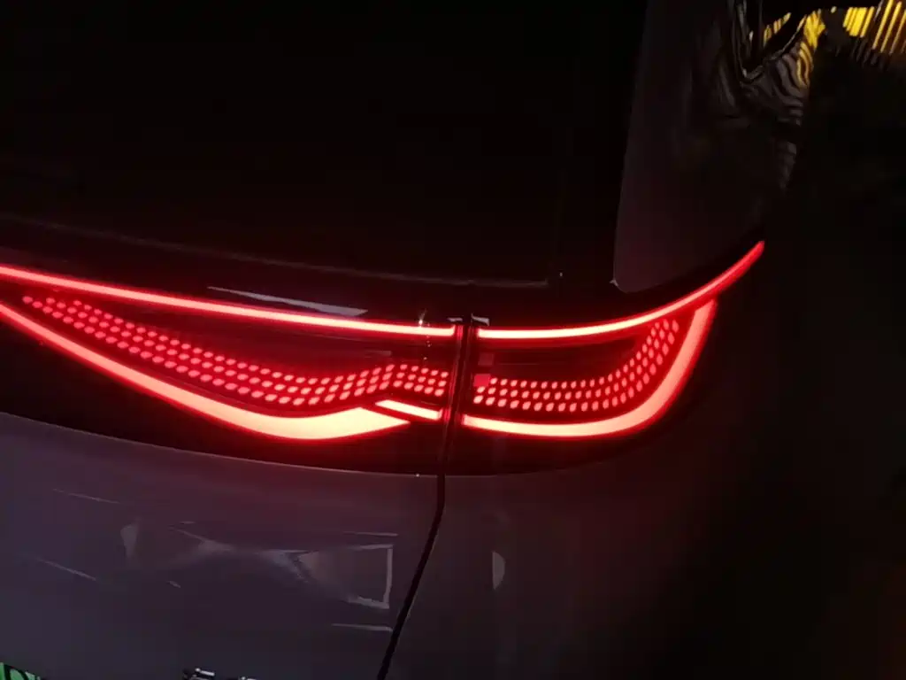 BYD Sealion 05 EV — миниатюра 8