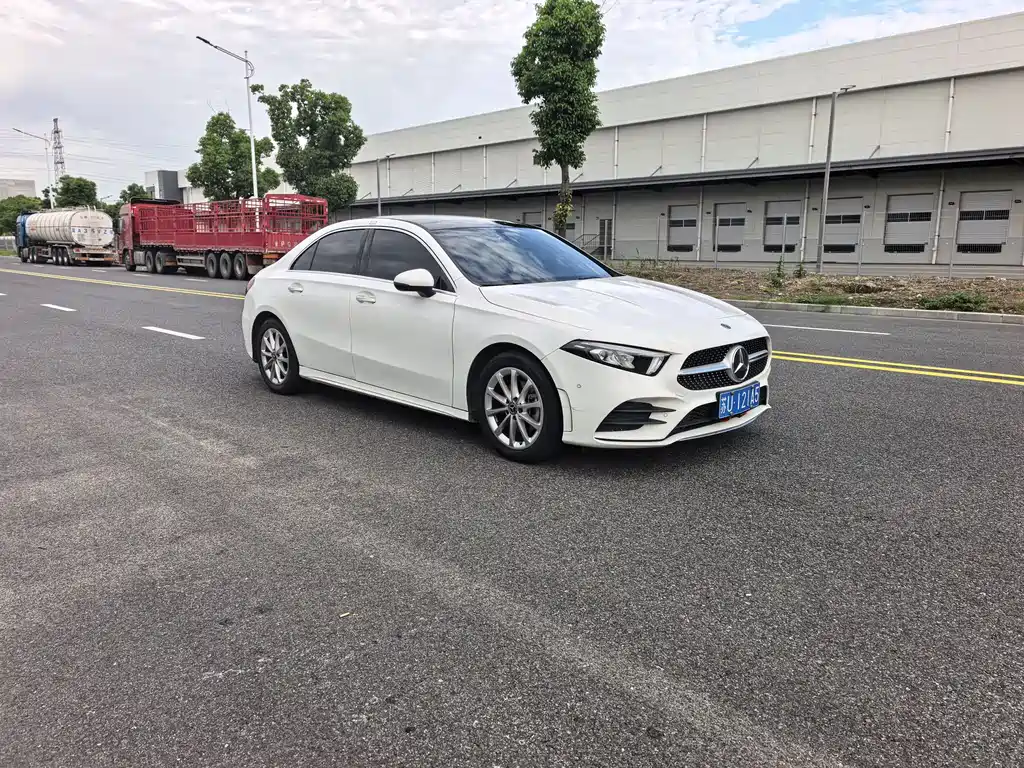 Mercedes-Benz A-Class A 2019 A 200 L