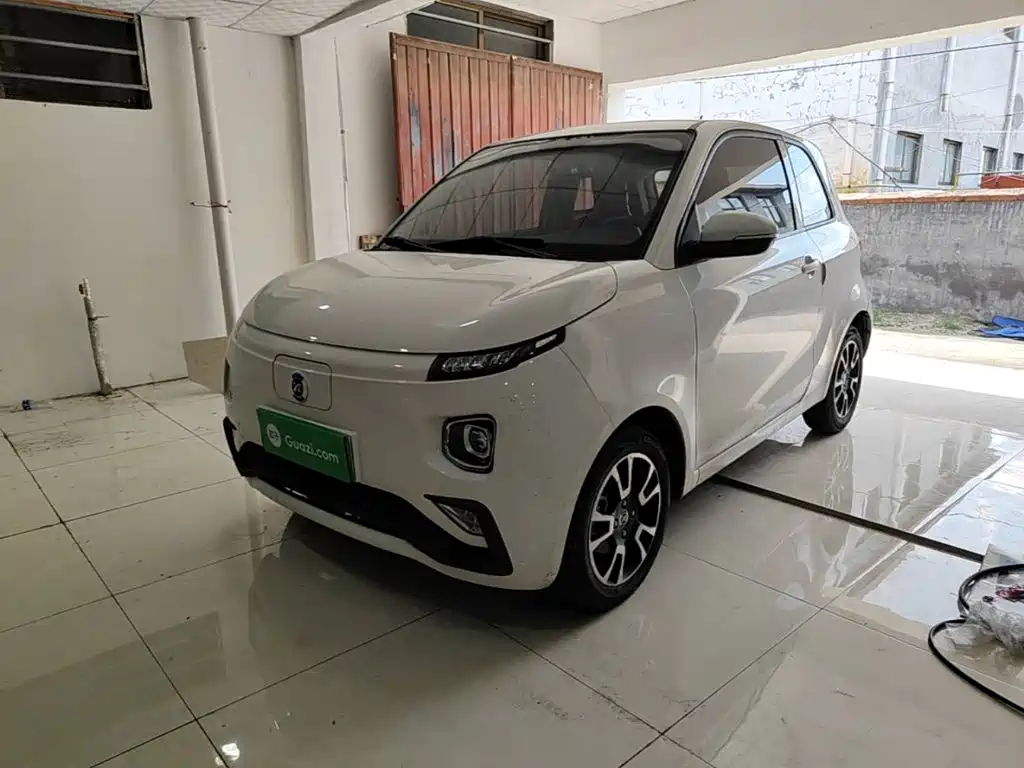 Xinri 华晨新日i03A