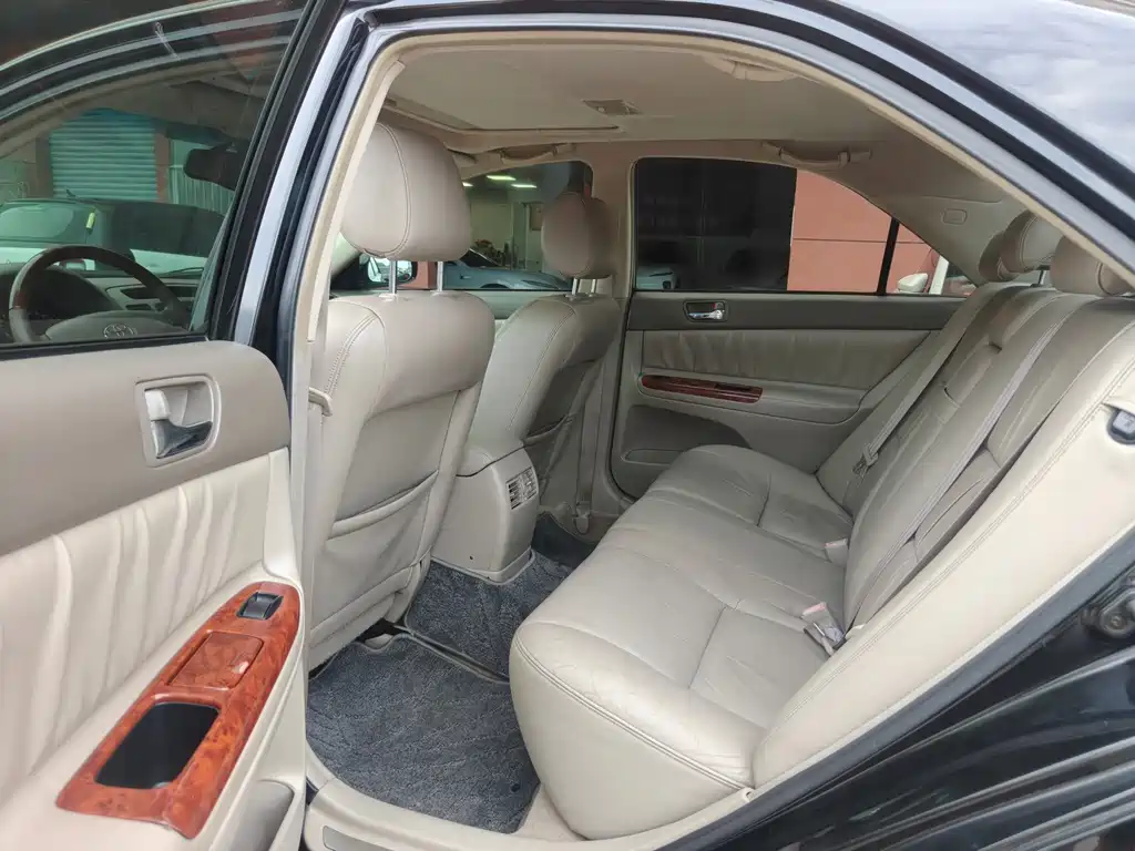 Toyota Camry 2005 2.4 Luxury